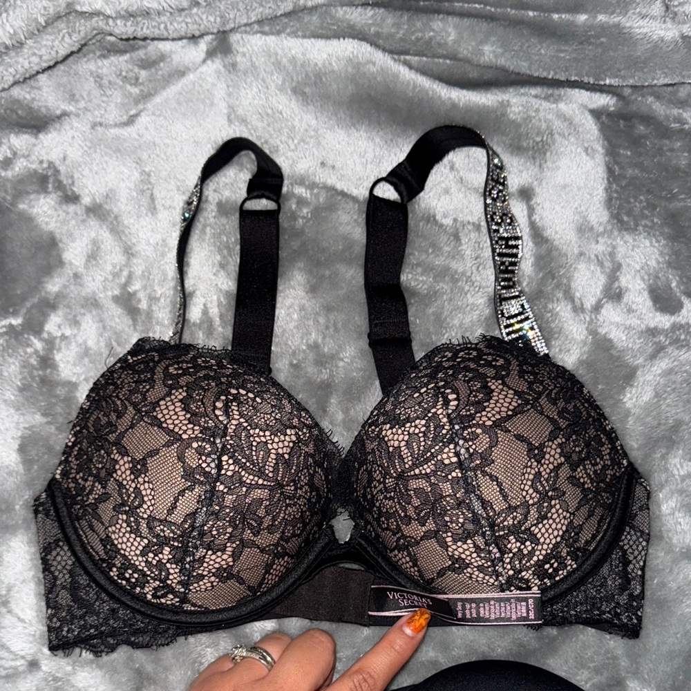 Victoria's Secret Black Lace Embellished Bra